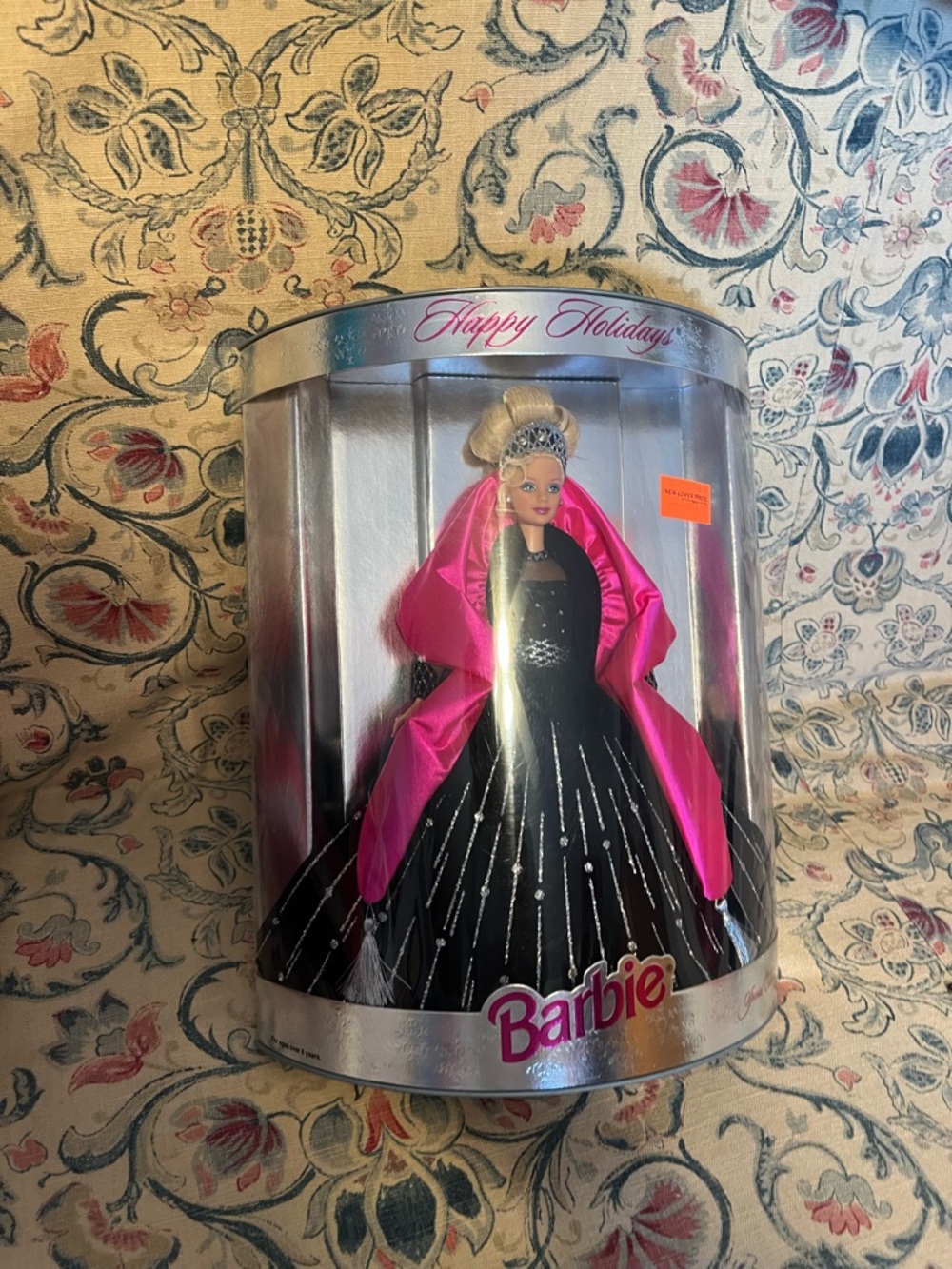 Barbie 1998 Happy Holidays Doll Special Edition New In Box (Rare box error)